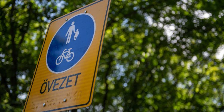 Ideiglenesen autómentes övezetté vált az Ilosvai Selymes tér