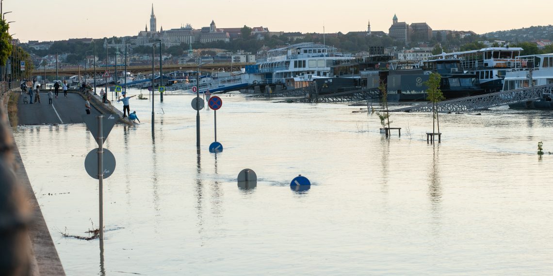 2024-09-19-ARVIZ_BRP6144-1140×570 Zuglói polgárőrök is segítenek az árvízi védekezésben