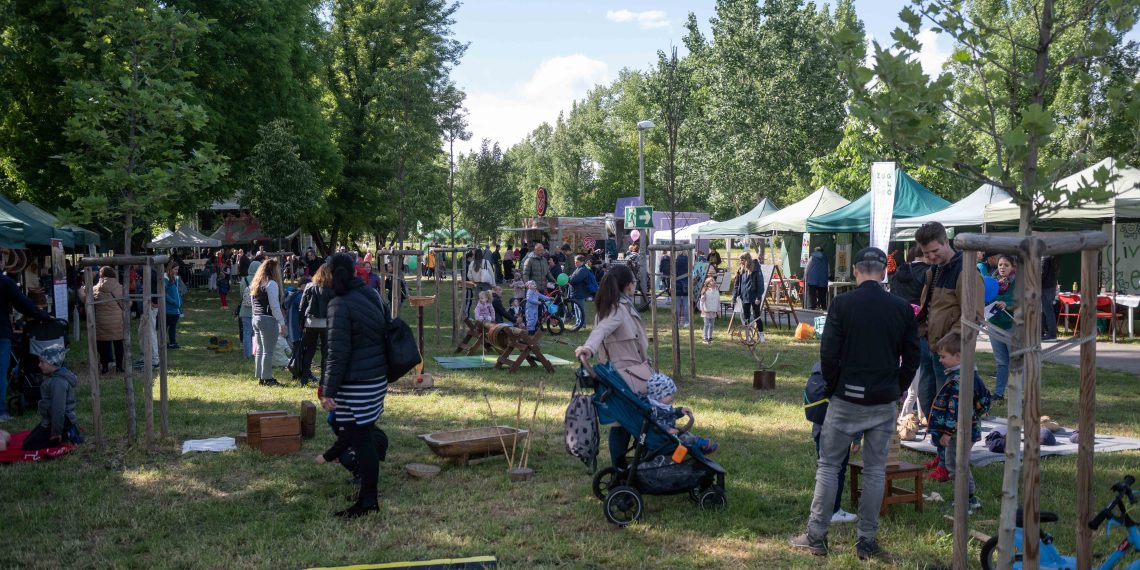 20250518-Patakfeszt-STG-15-1140×570 Idén is lesz ingyenes zöldhulladék-gyűjtő zsák osztás Zuglóban